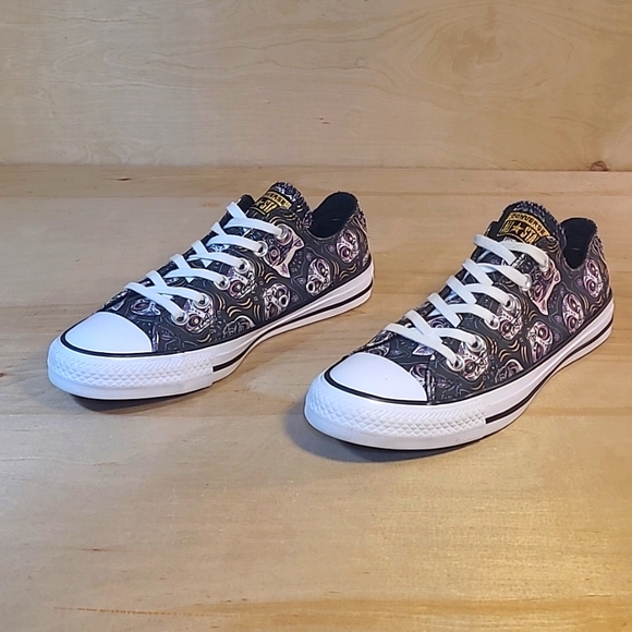Converse Chuck Taylor All Star Sugar Skull Cats Print Unisex Shoes - Picture 4 of 10
